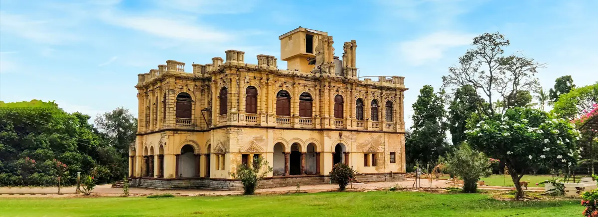 Sharad Baug Palace
