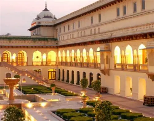 Huzoor Palace (exterior)