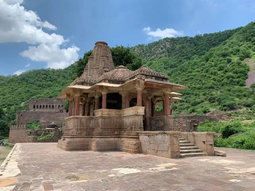Bhangarh Fort (Abandoned)