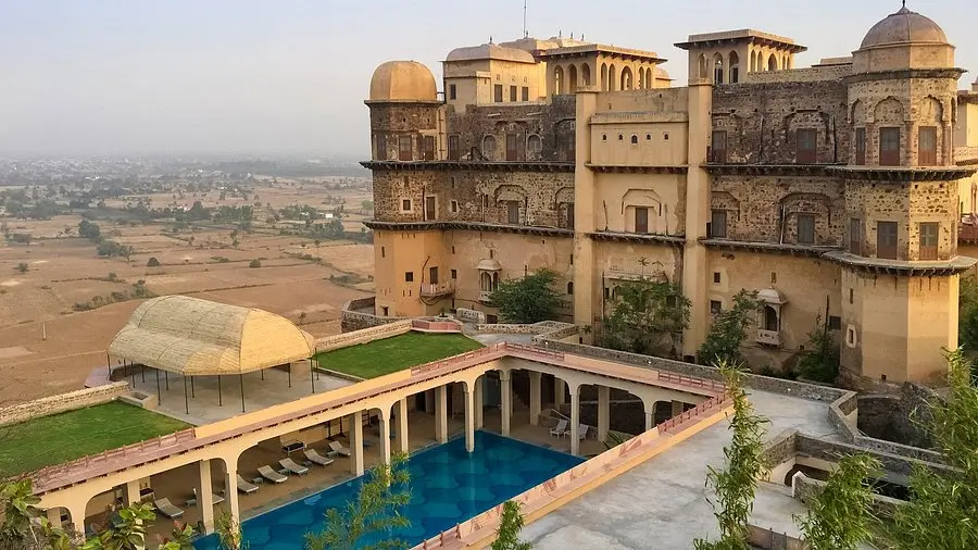 Neemrana Fort Palace