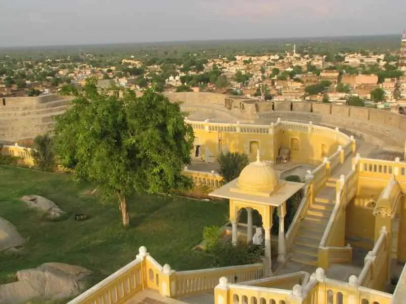 Laxmangarh Fort