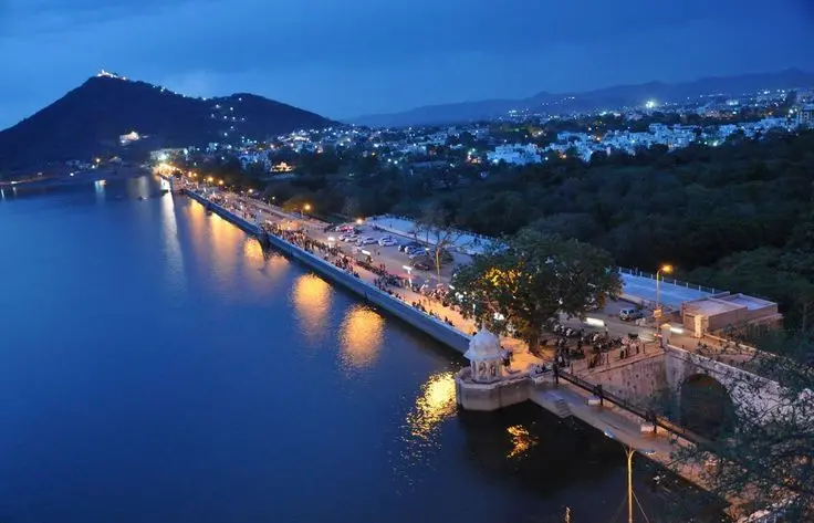 Fateh Sagar Lake