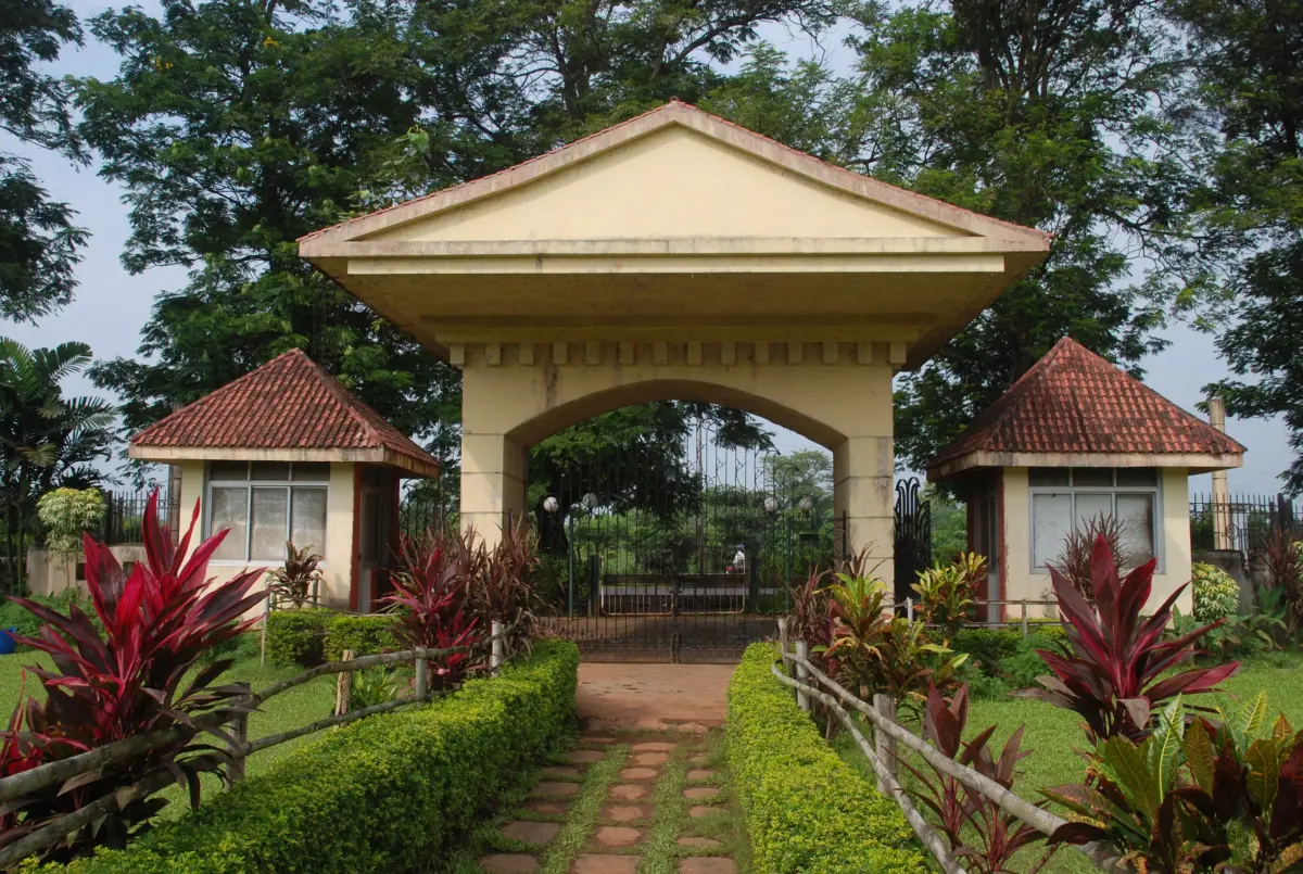 Vanganga Lake Garden