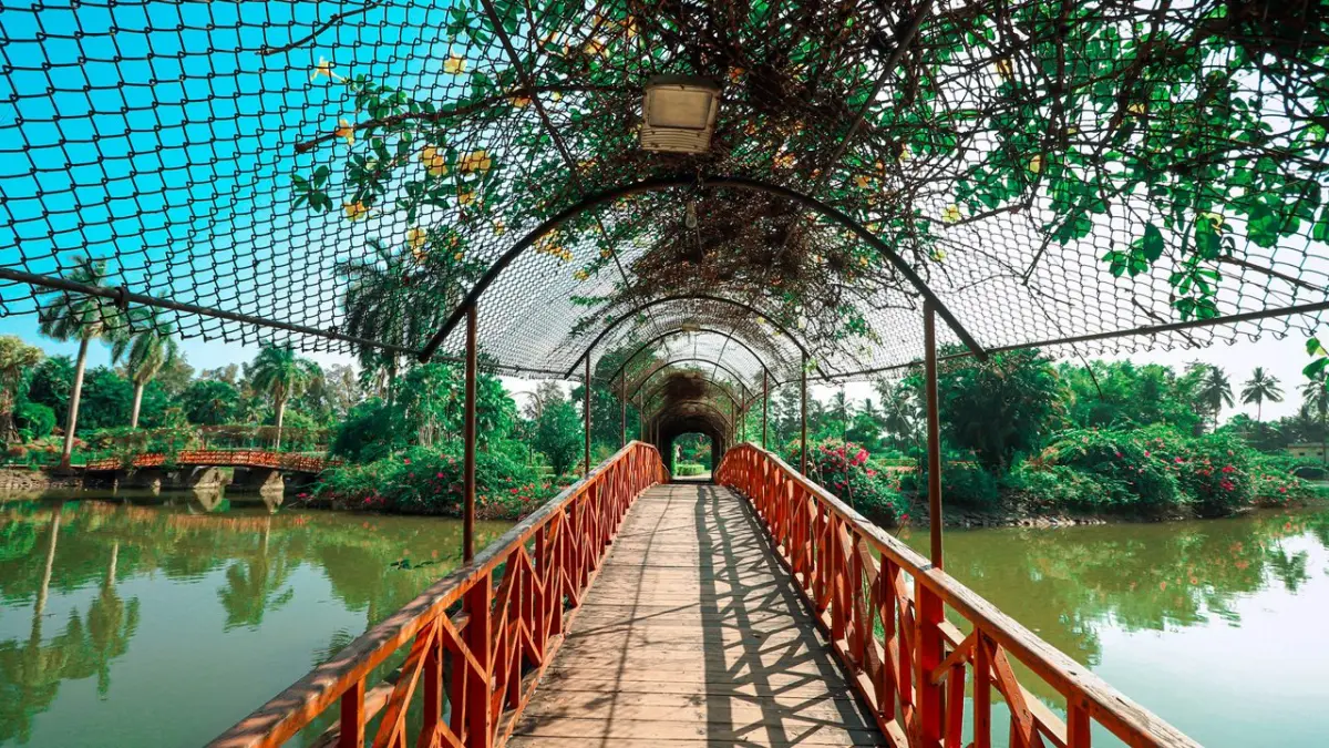 Vanganga Lake Garden