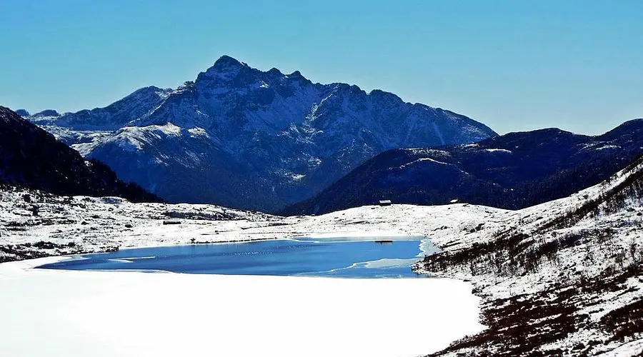 Menmecho Lake