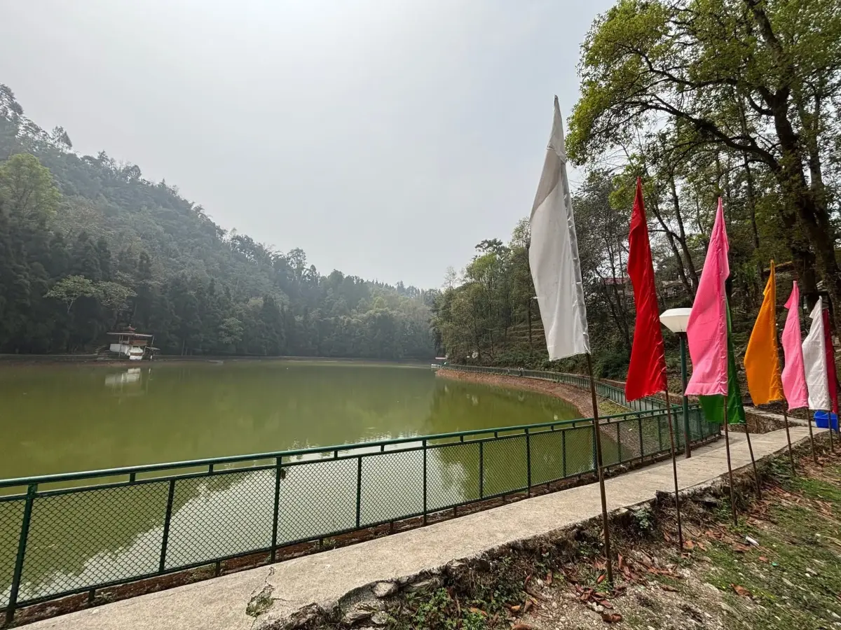 Lampokhari (Aritar Lake)