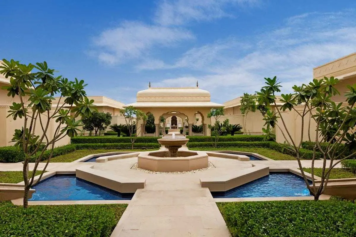 Bougainvillea Garden (Sector 3)