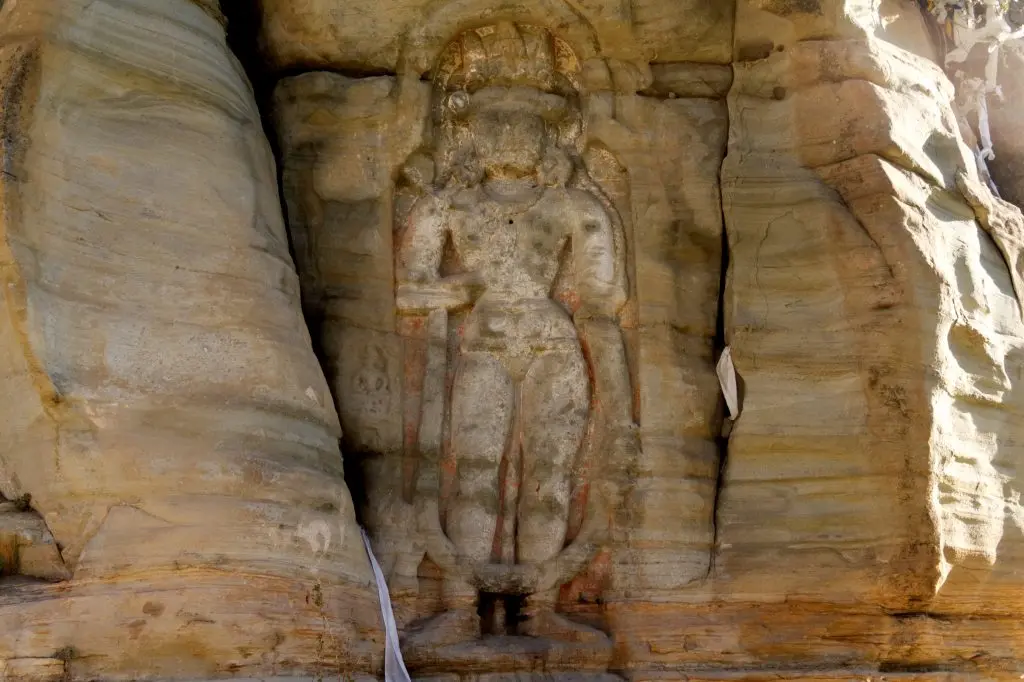 Apati Buddha Statue