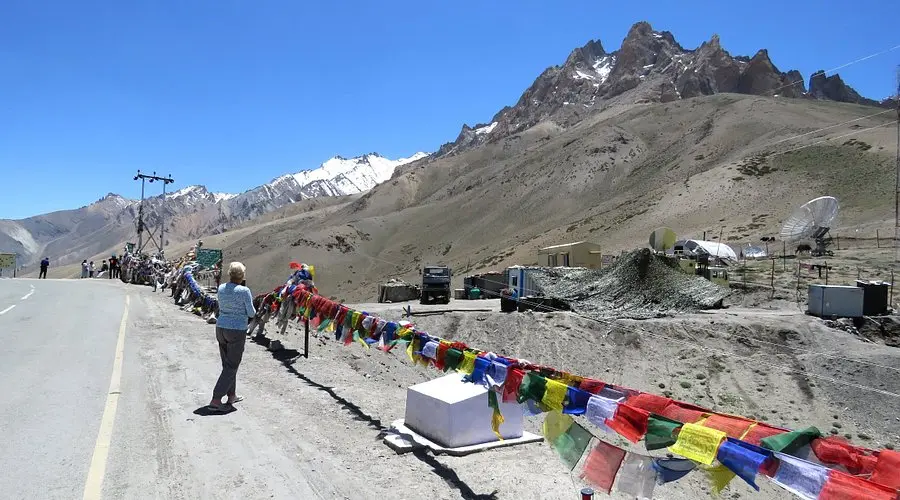 Namika La Pass