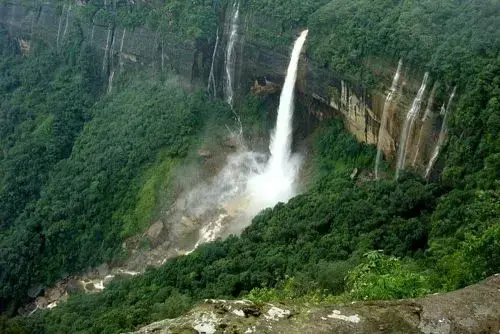 Wah Kaba Falls