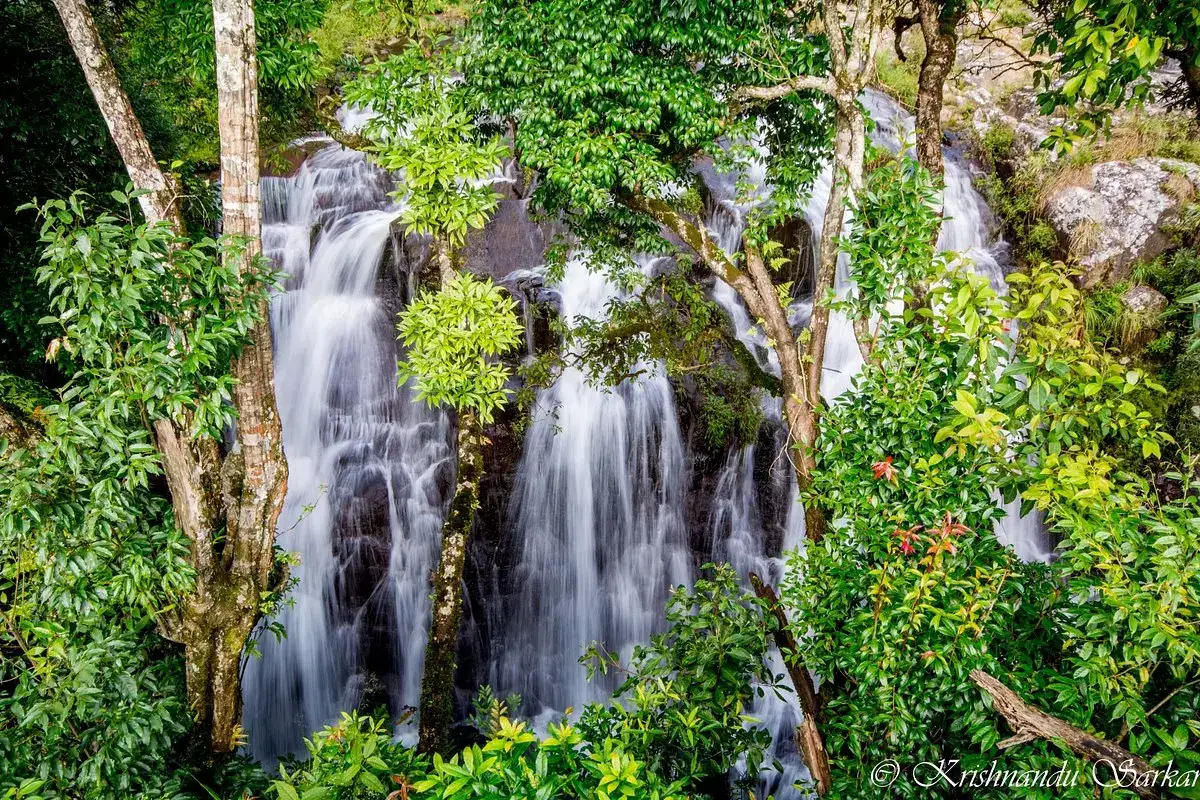 Tyrshi Falls