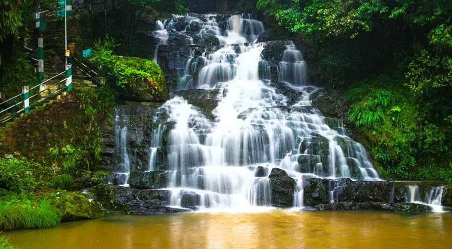 Mattilang Park (Elephant Falls Gate)