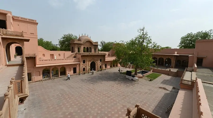 Raja Nahar Singh Palace (Ballabhgarh Fort)