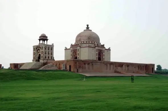 Khwaja Khizr Tomb