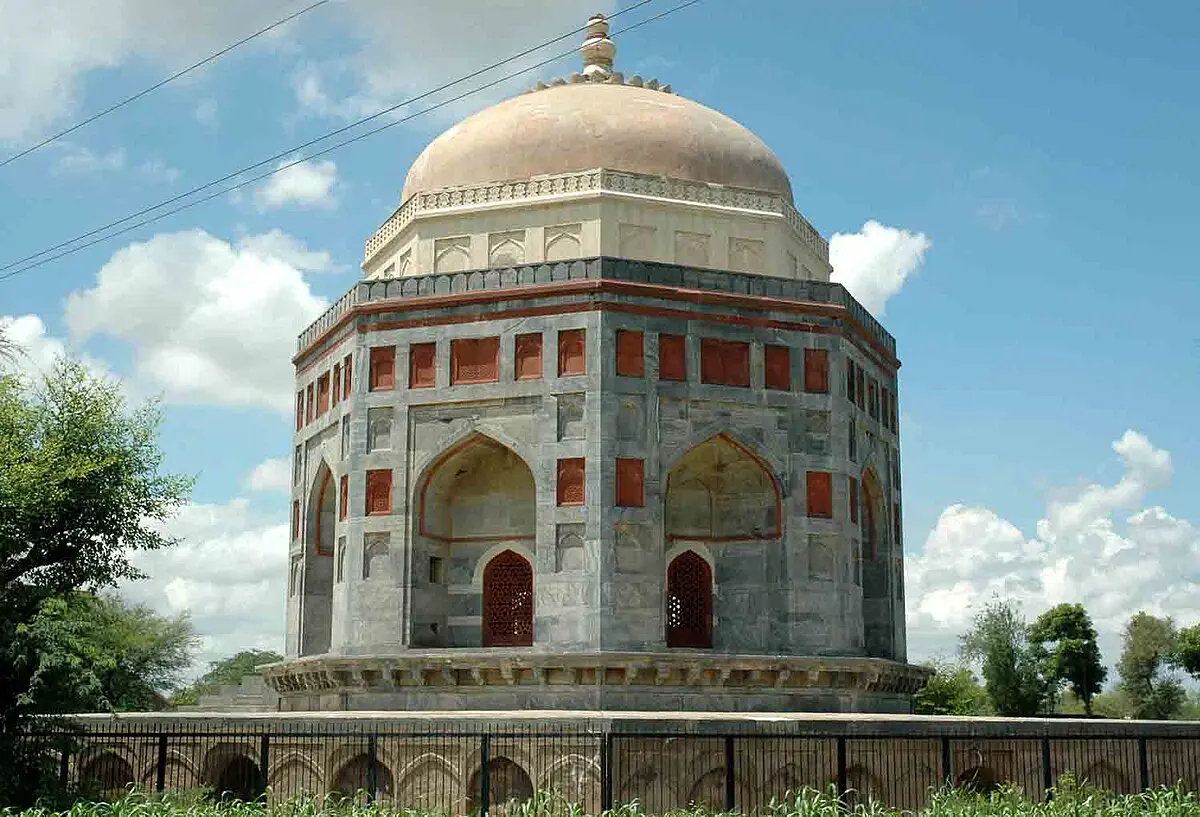 Tomb of Shah Quli Khan (Narnaul)