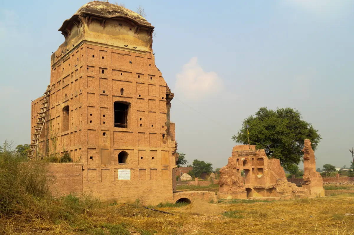Jakhal Mandi Old Havelis