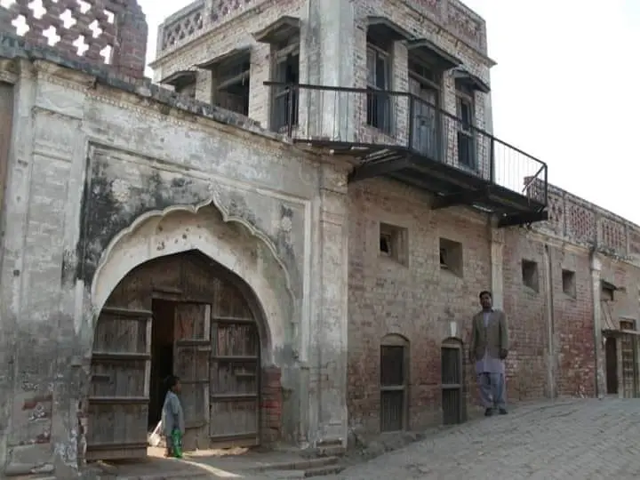 Jakhal Mandi Old Havelis