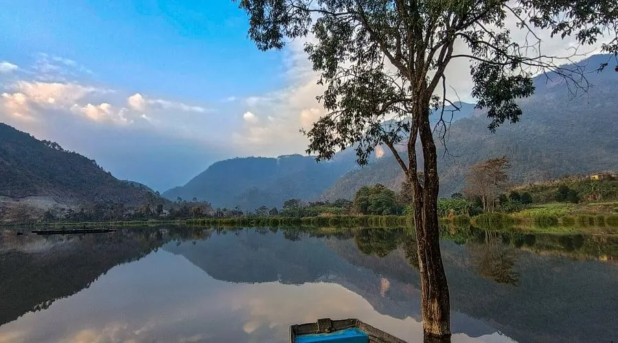 Shilloi Lake