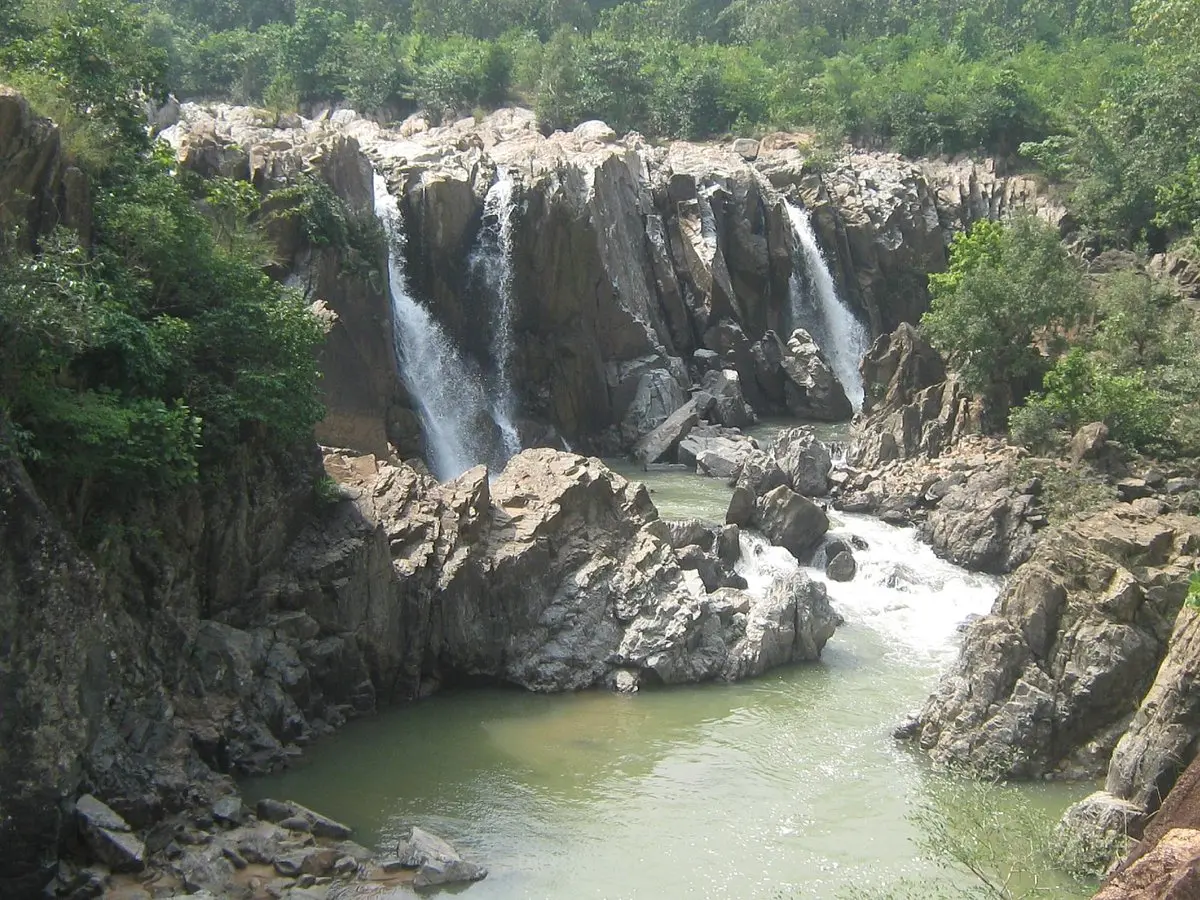 Sanaghagara Waterfall