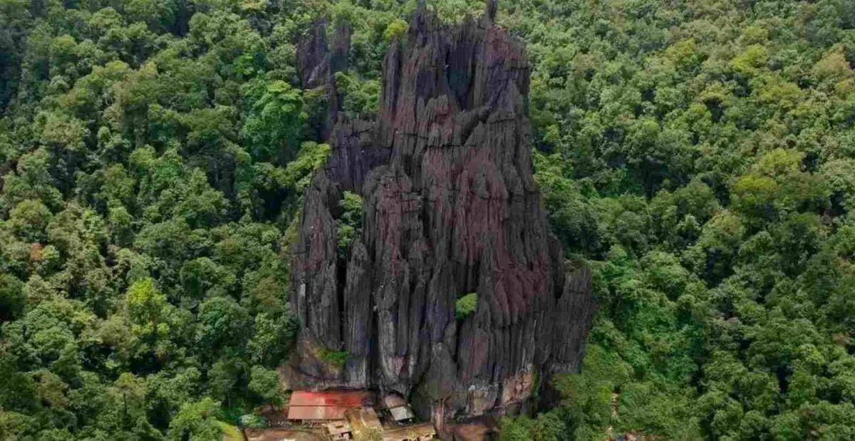 Yana Rocks