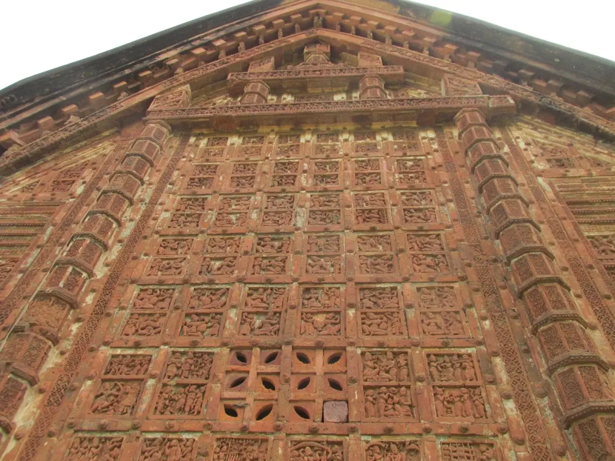 Jor Bangla Temple (Kesta Rai)