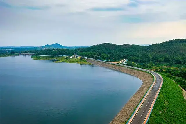 Mukutmanipur Dam