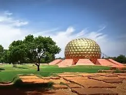 Auroville (Matrimandir)