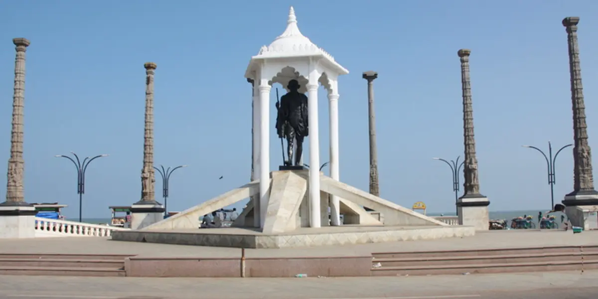 Gandhi Statue (Seafront)