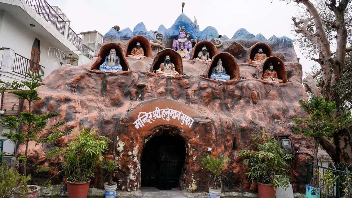 Saptrishi Ashram