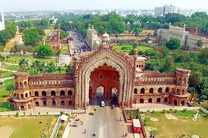 Rumi Darwaza