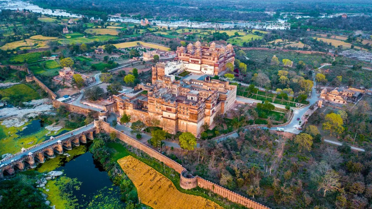 Orchha Fort Complex