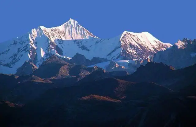 Gorichen Peak