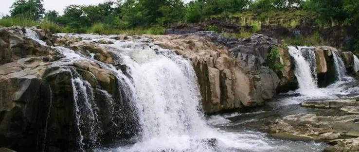 Pochera Waterfalls