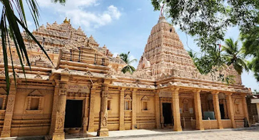 Kolanupaka Jain Temple