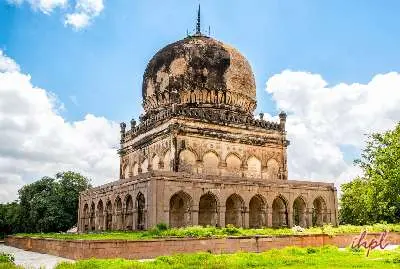 Paigah Tombs