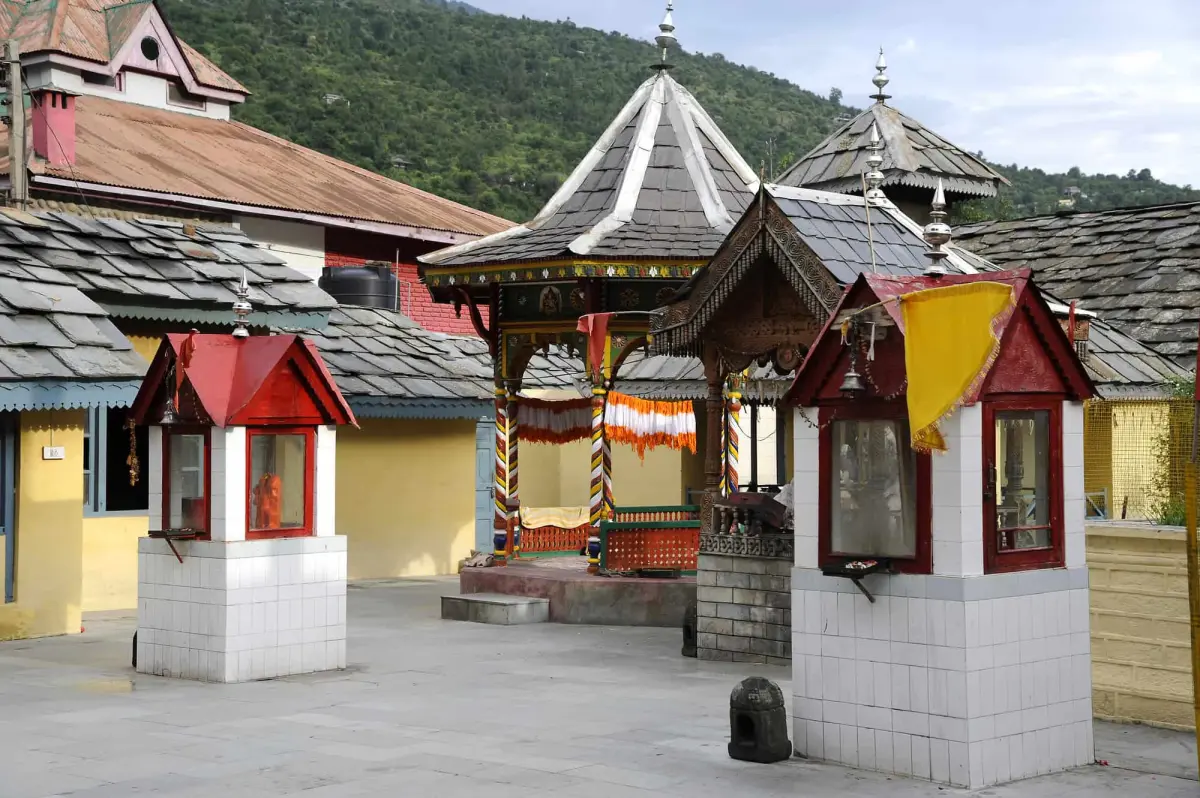 Raghunath Temple (Kullu)