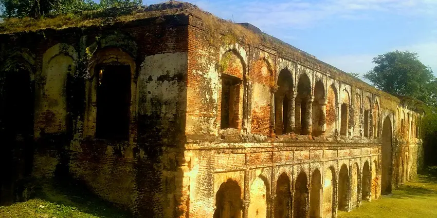 Sujanpur Tira Fort & Ground