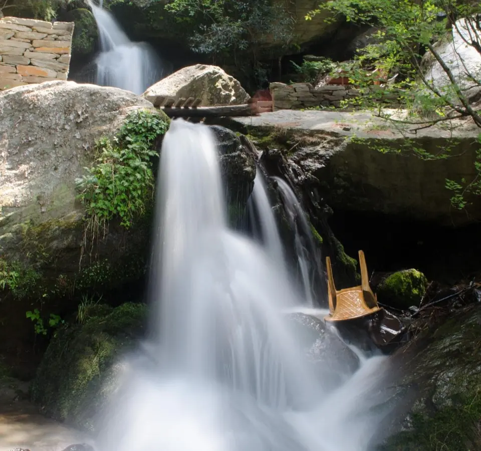 Naggar Jana Waterfall